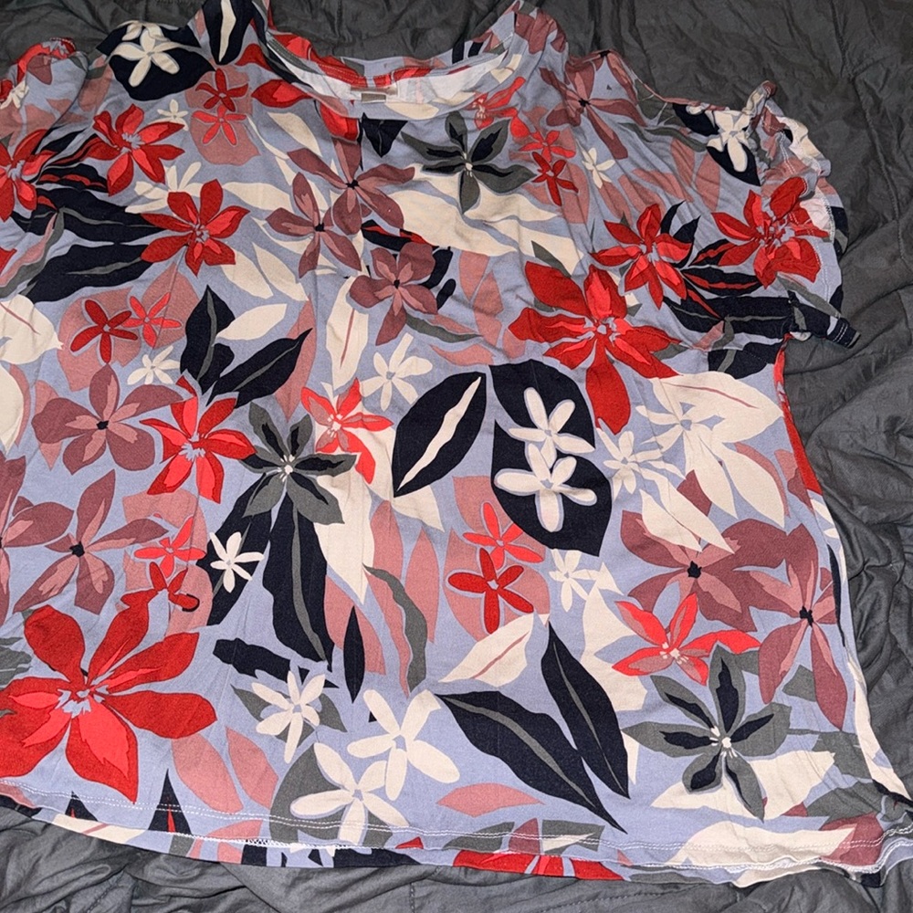 Floral top
